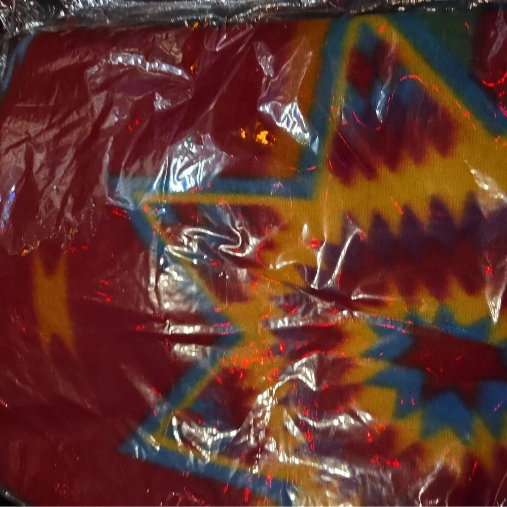 Native Anerican Design Lightweight Fleece Throw NIP